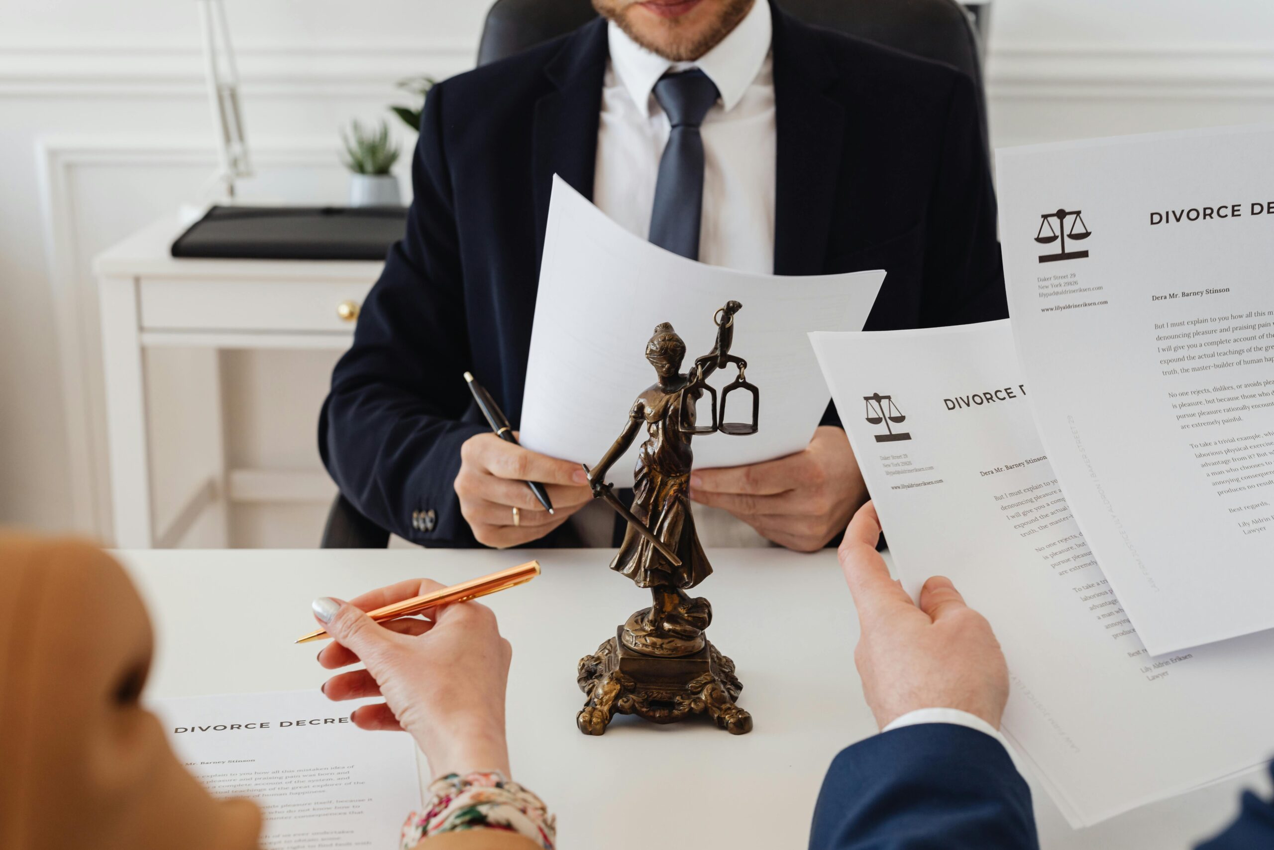 ASSEGNO DIVORZILE: VA VALUTATO LO SQUILIBRIO ECONOMICO