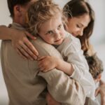 Bonifici dai genitori ai figli: quando sono tassati?